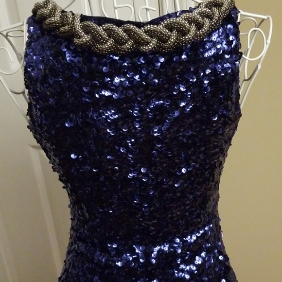 Absolutely gorgeous dress - Picture 6 of 8